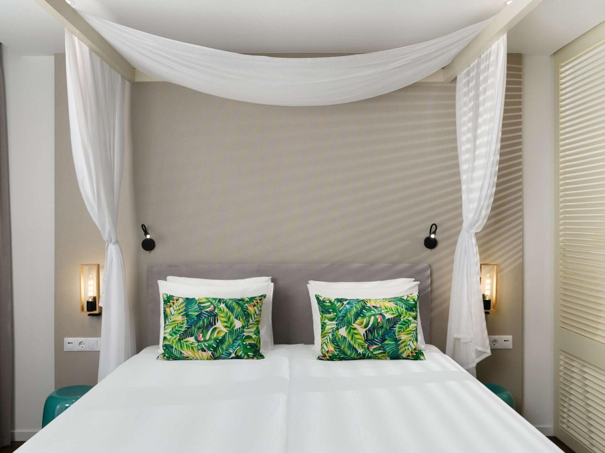 Moevenpick Balaland Resort Lake Balaton Szantod Exterior photo